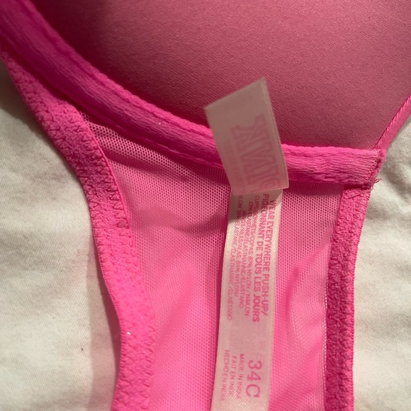 Pink Victoria’s Secret Bra 34 C - Picture 7 of 9
